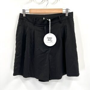 NWT PRINCESS POLLY Black Kaitlyn High Rise Shorts Size 8